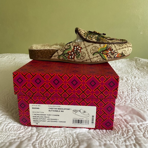 TORY BURCH T MONOGRAM SHEARLING CHARM MULES - Picture 5 of 9